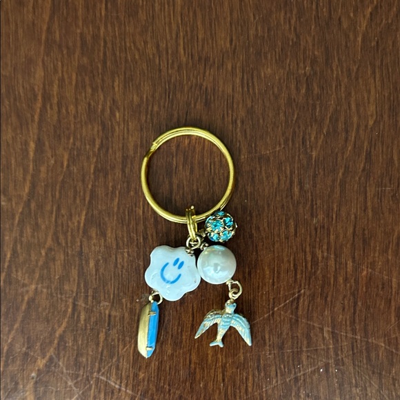 Playful and Fun Themed Set of 3 Key Rings, Perfect For Gifting and Keeping - Picture 8 of 9